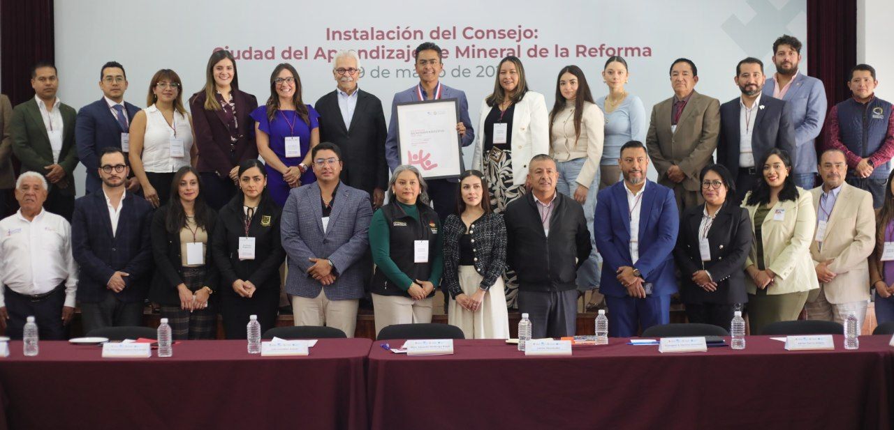 EDUCACIÓN, COMO UNA HERRAMIENTA PARA TRANSFORMAR A LA COMUNIDAD: EDUARDO MEDÉCIGO